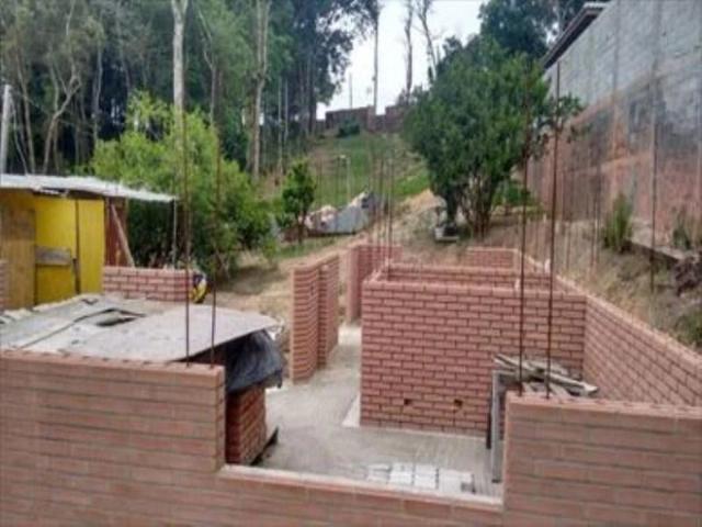 Terreno em Condomínio para Venda em Cotia/SP Graça
