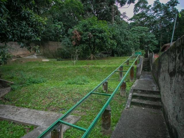 Terreno em Condomínio para Venda em Cotia/SP Jardim Colibri