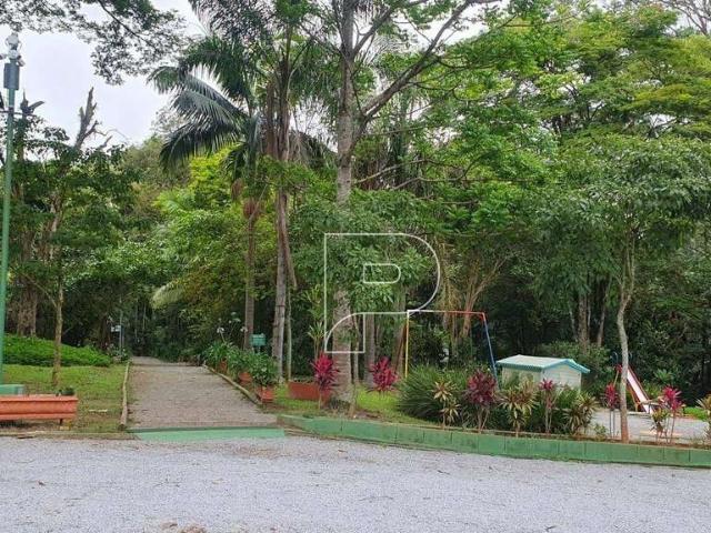 Terreno em Condomínio para Venda em Cotia/SP Jardim das Flores