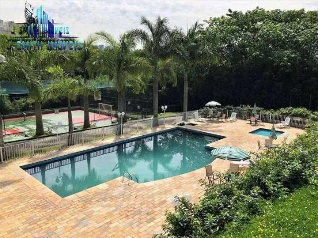 Terreno em Condomínio para Venda em Cotia/SP Residencial dos Lagos