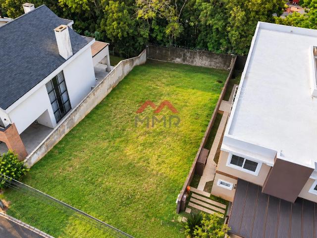 Terreno em Condomínio para Venda em Curitiba/PR Abranches