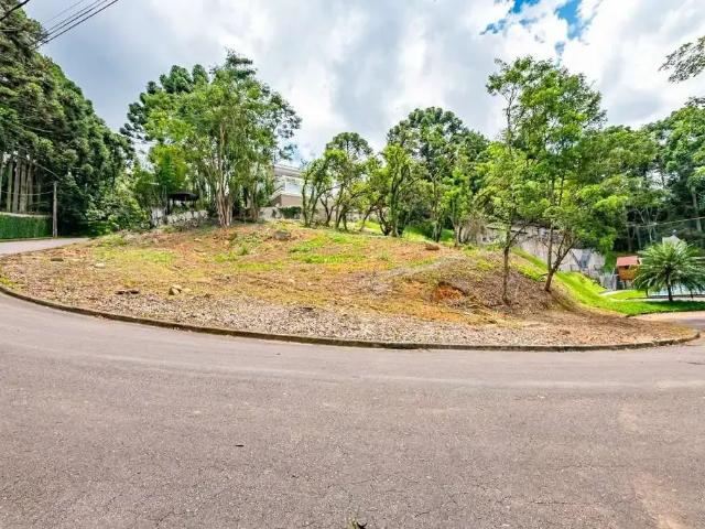 Terreno em Condomínio para Venda em Curitiba/PR Campo Comprido