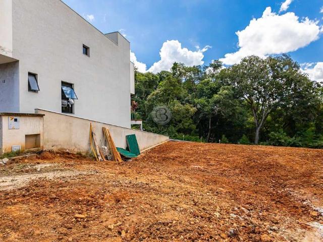 Terreno em Condomínio para Venda em Curitiba/PR Campo Comprido
