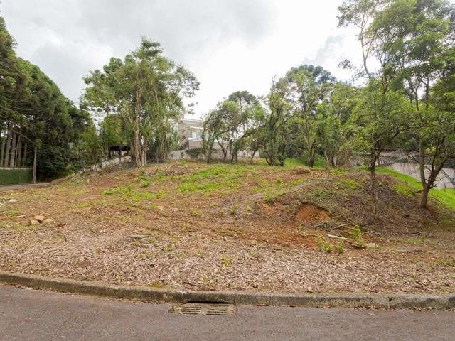 Terreno em Condomínio para Venda em Curitiba/PR Campo Comprido