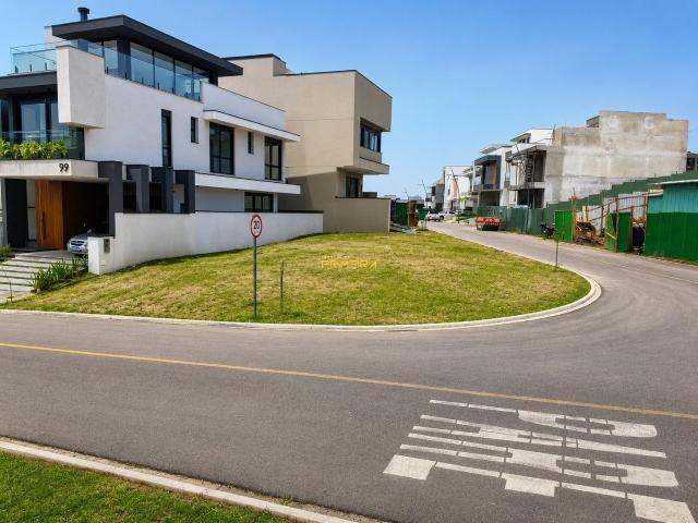 Terreno em Condomínio para Venda em Curitiba/PR Pilarzinho