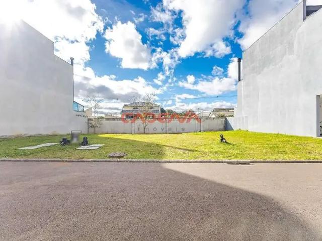 Terreno em Condomínio para Venda em Curitiba/PR Pinheirinho
