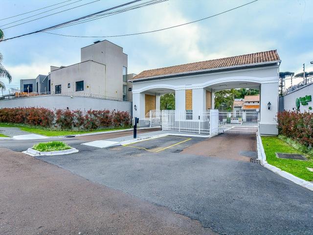 Terreno em Condomínio para Venda em Curitiba/PR Pinheirinho