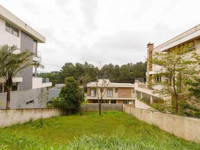 Terreno em Condomínio para Venda em Curitiba/PR São João