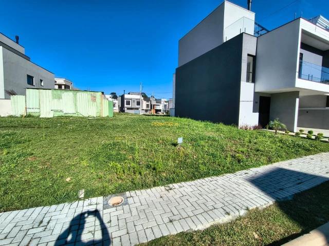 Terreno em Condomínio para Venda em Curitiba/PR Santa Cândida
