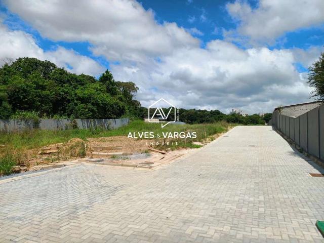 Terreno em Condomínio para Venda em Curitiba/PR Santa Cândida