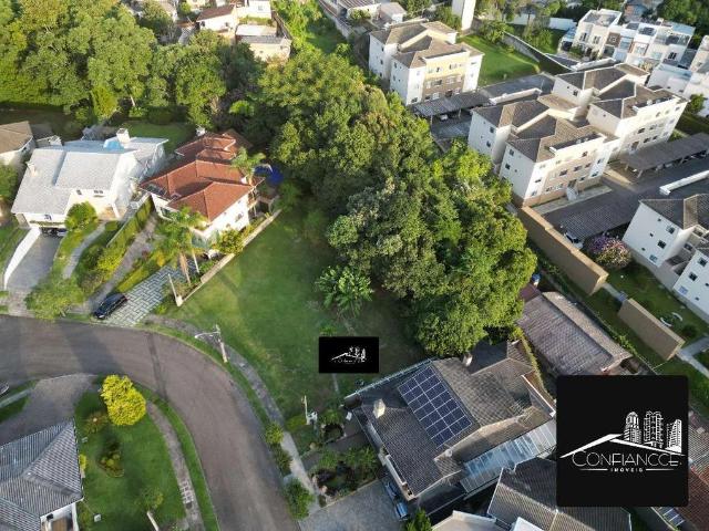 Terreno em Condomínio para Venda em Curitiba/PR Vista Alegre