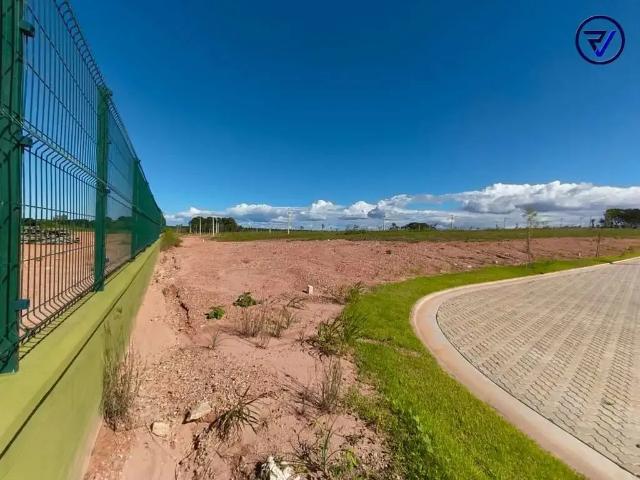 Terreno em Condomínio para Venda em Eusébio/CE Cidade Alpha