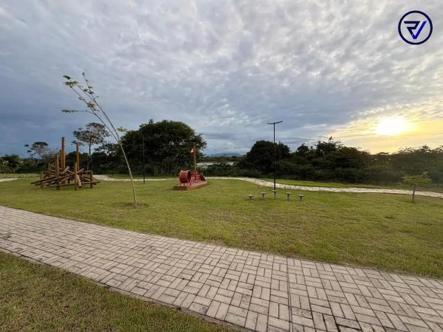 Terreno em Condomínio para Venda em Eusébio/CE Cidade Alpha