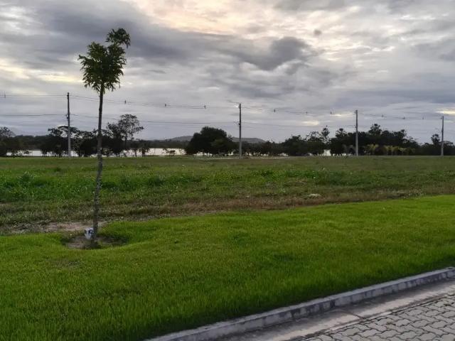Terreno em Condomínio para Venda em Eusébio/CE Cidade Alpha