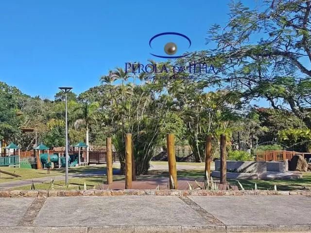 Terreno em Condomínio para Venda em Florianópolis/SC Cacupé