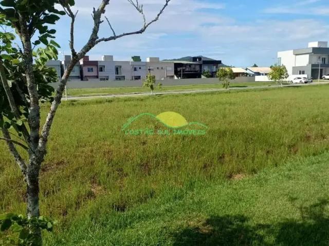 Terreno em Condomínio para Venda em Florianópolis/SC Campeche