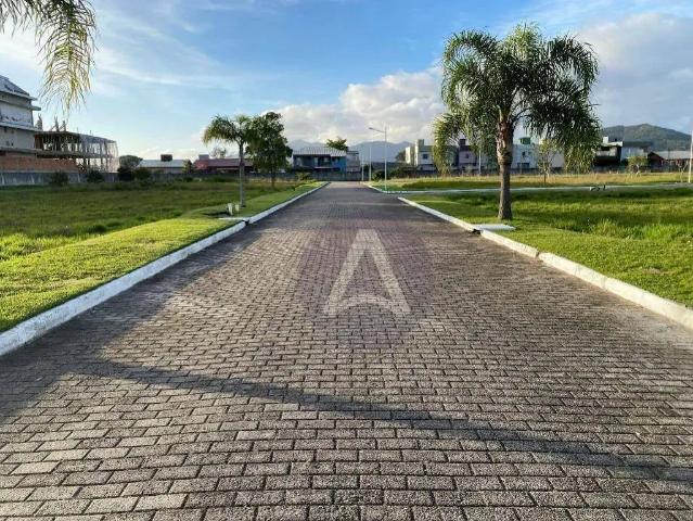 Terreno em Condomínio para Venda em Florianópolis/SC Campeche
