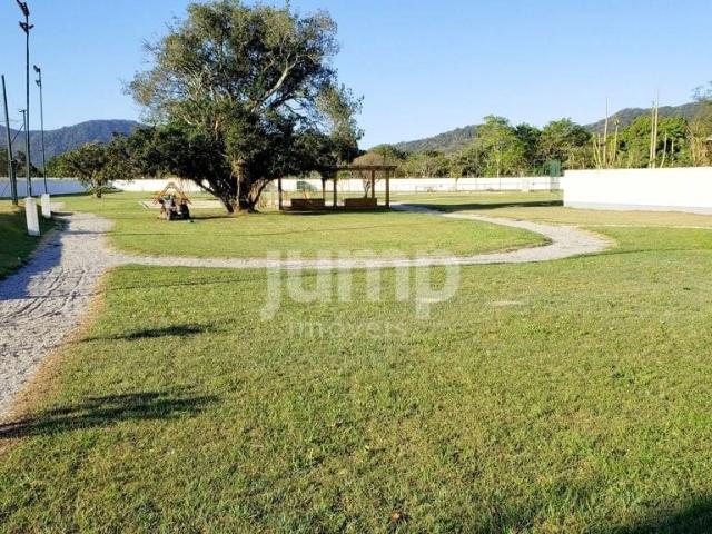 Terreno em Condomínio para Venda em Florianópolis/SC Campeche