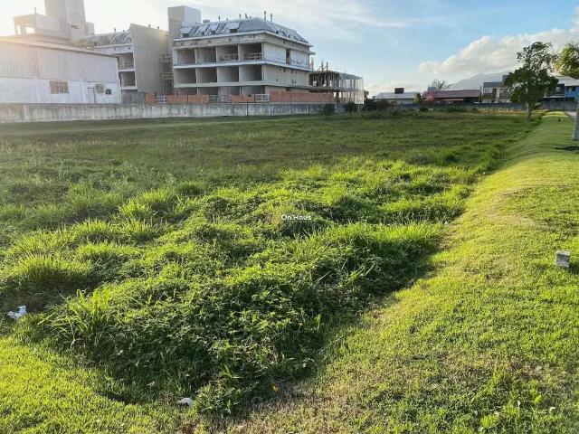 Terreno em Condomínio para Venda em Florianópolis/SC Campeche