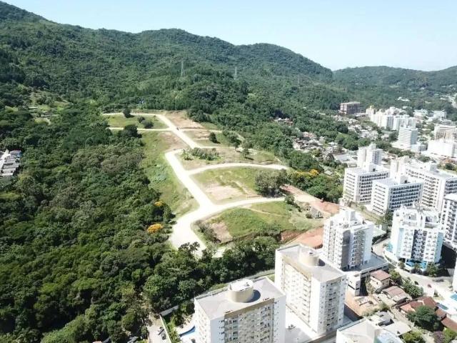 Terreno em Condomínio para Venda em Florianópolis/SC Itacorubi 1 Quartos