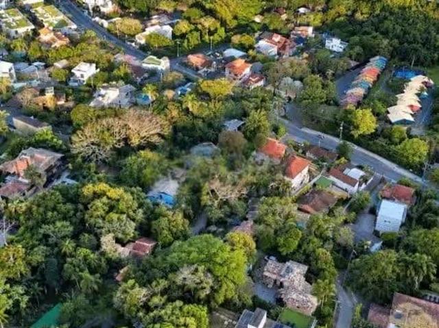 Terreno em Condomínio para Venda em Florianópolis/SC Lagoa da Conceição