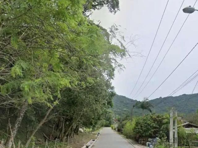 Terreno em Condomínio para Venda em Florianópolis/SC Pântano do Sul
