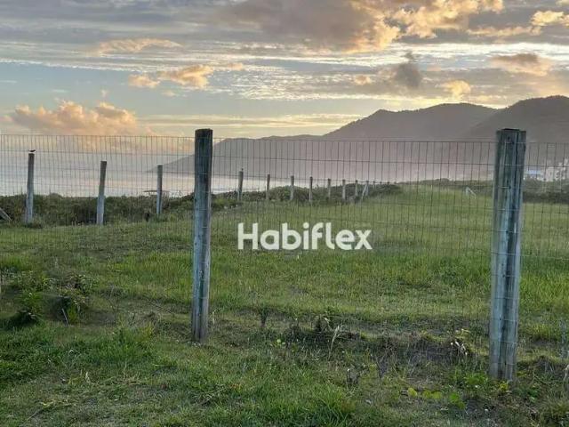 Terreno em Condomínio para Venda em Florianópolis/SC Pântano do Sul