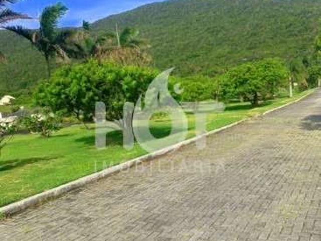 Terreno em Condomínio para Venda em Florianópolis/SC Pântano do Sul