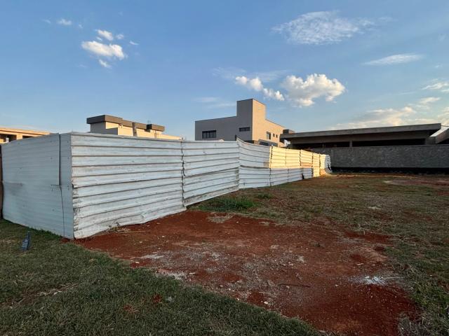 Terreno em Condomínio para Venda em Goiânia/GO Jardins França