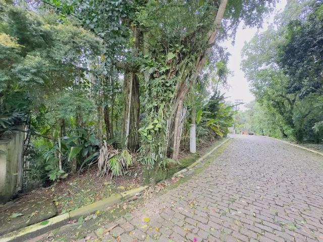 Terreno em Condomínio para Venda em Guarujá/SP Península