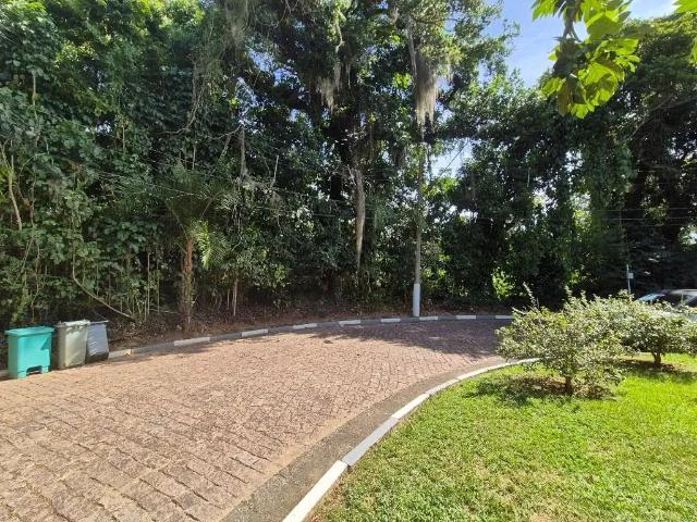 Terreno em Condomínio para Venda em Guarujá/SP Península