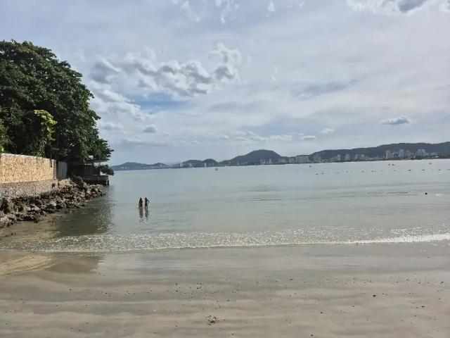 Terreno em Condomínio para Venda em Guarujá/SP Península