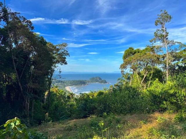 Terreno em Condomínio para Venda em Guarujá/SP Tijucopava