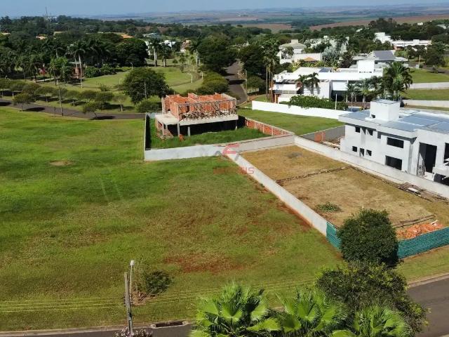 Terreno em Condomínio para Venda em Iguaraçu/PR Alphaville Maringá