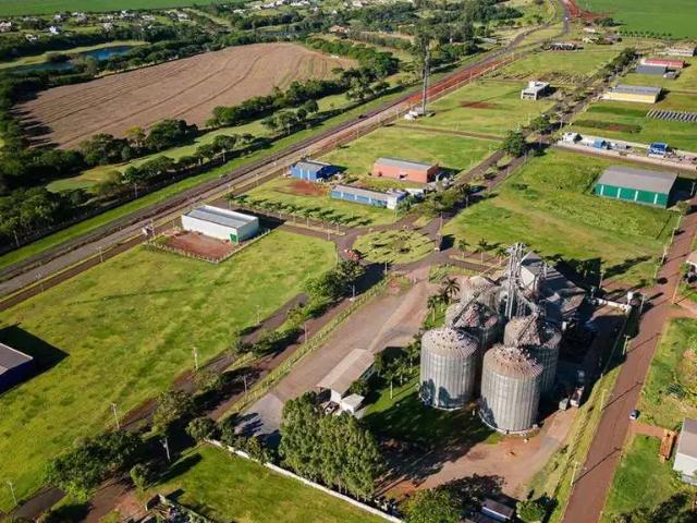 Terreno em Condomínio para Venda em Iguaraçu/PR Centro