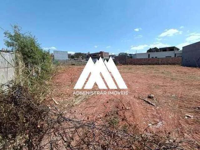 Terreno em Condomínio para Venda em Itaúna/MG Centro