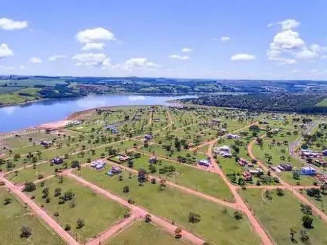 Terreno em Condomínio para Venda em Itaí/SP Riviera de Santa Cristina