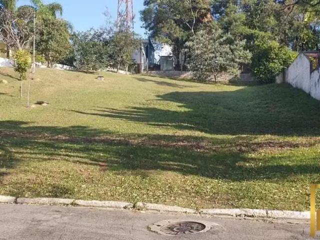 Terreno em Condomínio para Venda em Jandira/SP Jardim do Golf I