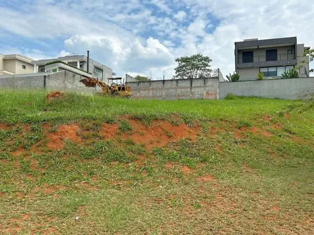 Terreno em Condomínio para Venda em Jandira/SP Reserva Santa Maria