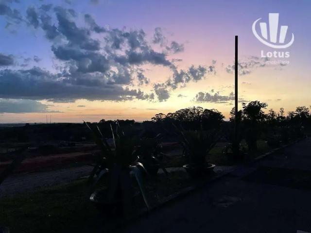 Terreno em Condomínio para Venda em Jaguariúna/SP Colinas do Castelo