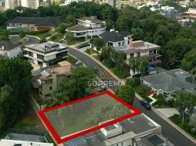 Terreno em Condomínio para Venda em Joinville/SC América