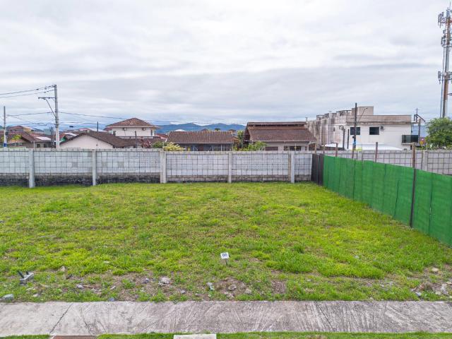 Terreno em Condomínio para Venda em Joinville/SC Espinheiros