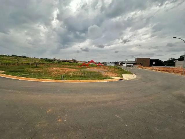 Terreno em Condomínio para Venda em Jundiaí/SP Engordadouro