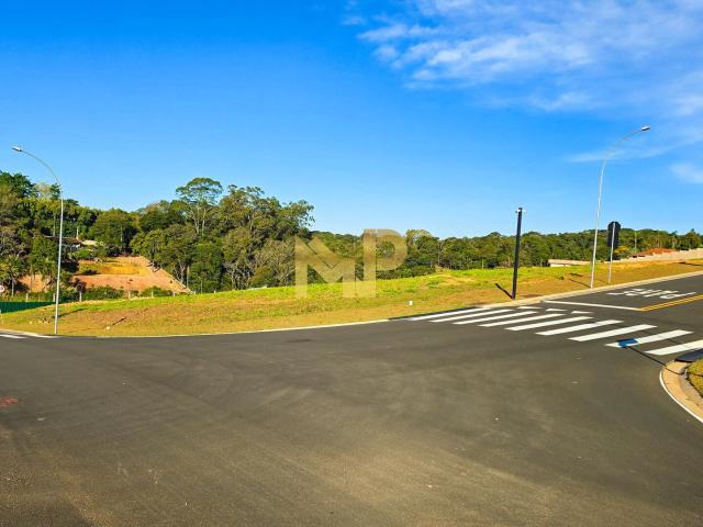 Terreno em Condomínio para Venda em Jundiaí/SP Ivoturucaia