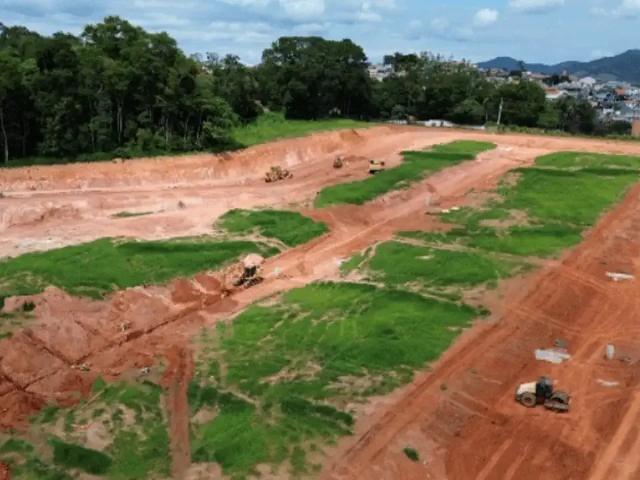Terreno em Condomínio para Venda em Jundiaí/SP Jardim Santa Gertrudes