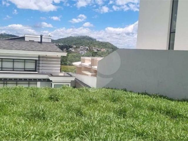 Terreno em Condomínio para Venda em Jundiaí/SP Vila Maringá