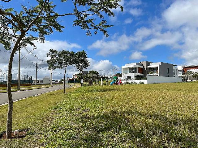 Terreno em Condomínio para Venda em Juiz de Fora/MG Alphaville