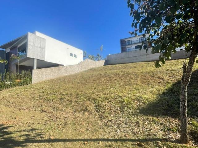 Terreno em Condomínio para Venda em Juiz de Fora/MG Alphaville