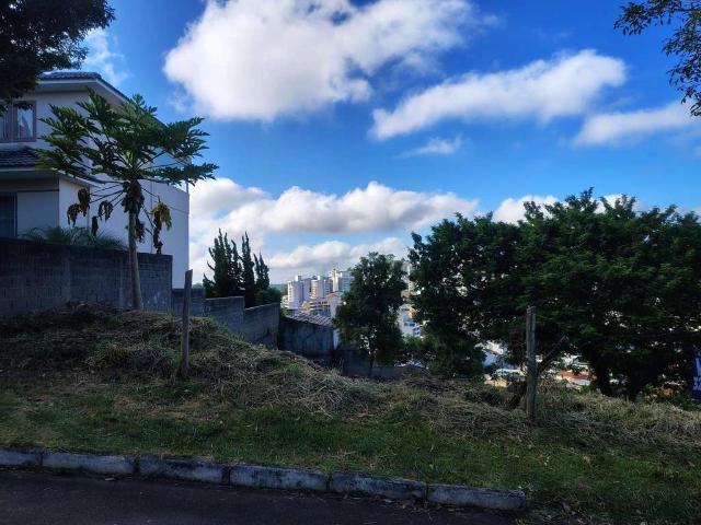 Terreno em Condomínio para Venda em Juiz de Fora/MG São Pedro