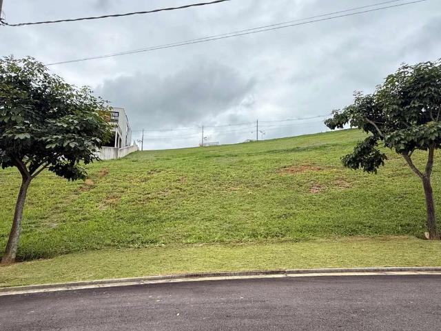 Terreno em Condomínio para Venda em Juiz de Fora/MG São Pedro